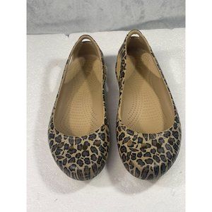 Crocs womens size 9 W leopard print kadee flats